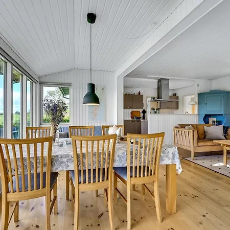 3 Bedroom Beautiful In Tranekaer Holiday home *