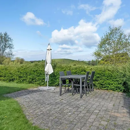 3 Bedroom Beautiful In Tranekaer *