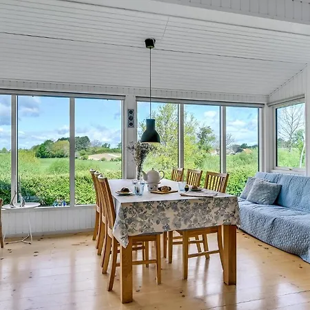 Holiday home 3 Bedroom Beautiful In Tranekaer *